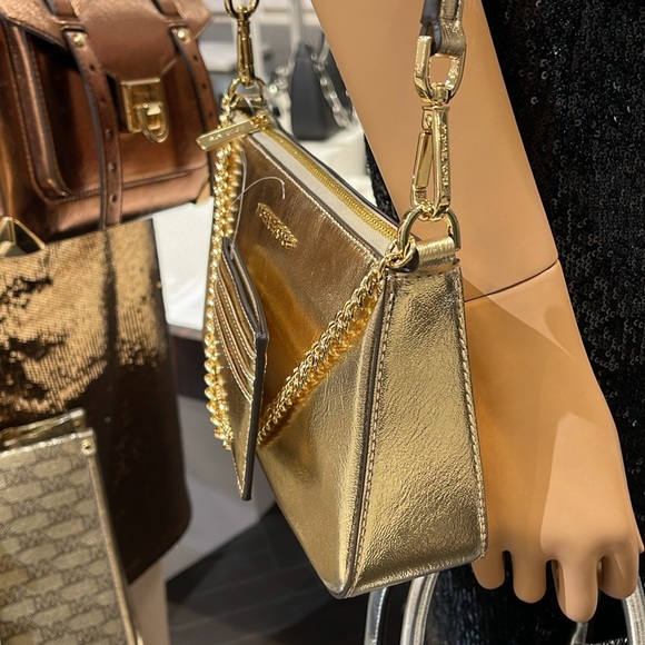 MICHAEL KORS
JST Md Faux Leather Crossbody XBody + Card Holder Boxed Set NWT - Picture 14 of 16